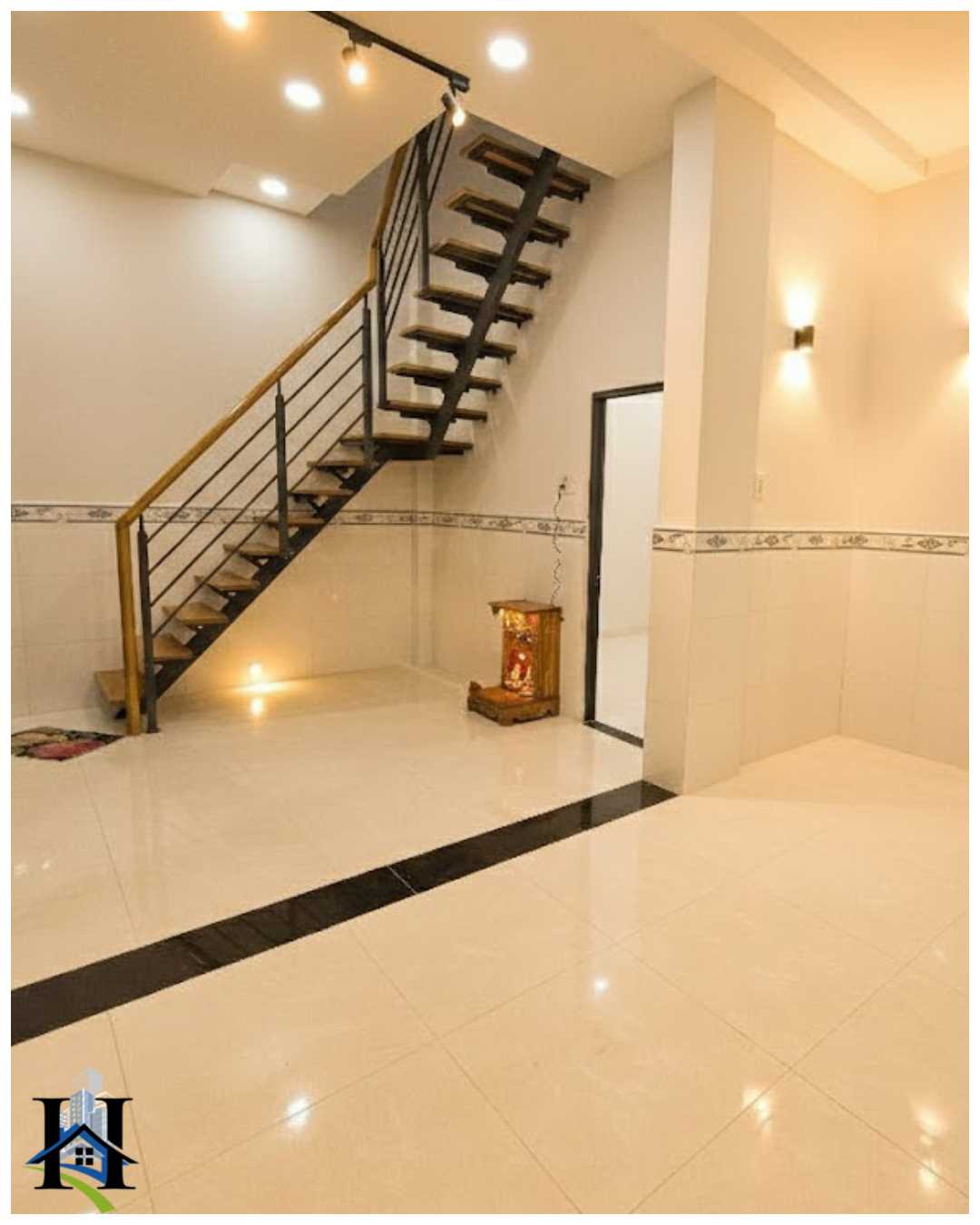 NHÀ MỚI CÓ MẶT TIỀN 6M Ở Q.8, 37m², 4.X TỶ  HẺM 3m, VÔ Ở NGAY HƯNG PHÚ 0918846608